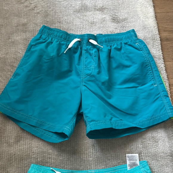 SUNDEK. boys Swim trunks - 2 pairs. - Picture 2 of 8
